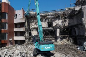 Kobelco SK550D Demolition